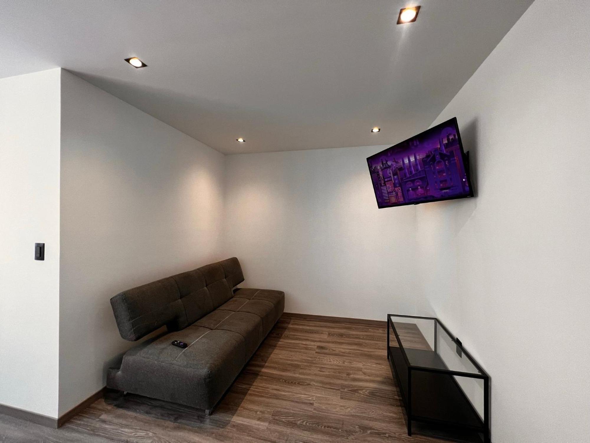 Sanrafa Home Office Suites Мехико Экстерьер фото