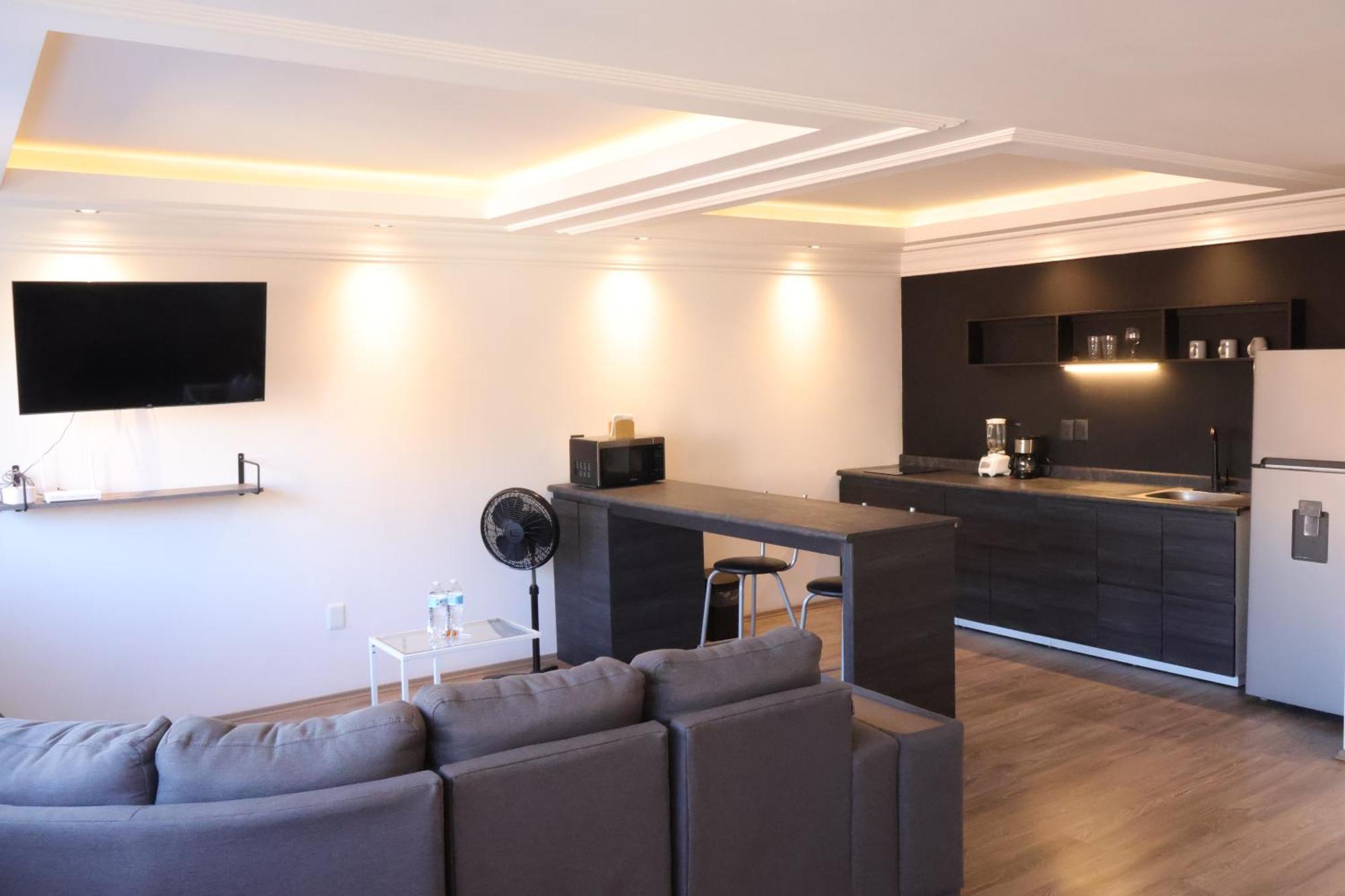 Sanrafa Home Office Suites Мехико Экстерьер фото